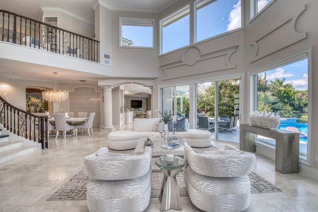 101 Thornton Drive, Palm Beach Gardens, FL 33418