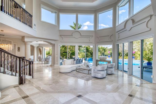 101 Thornton Drive, Palm Beach Gardens, FL 33418
