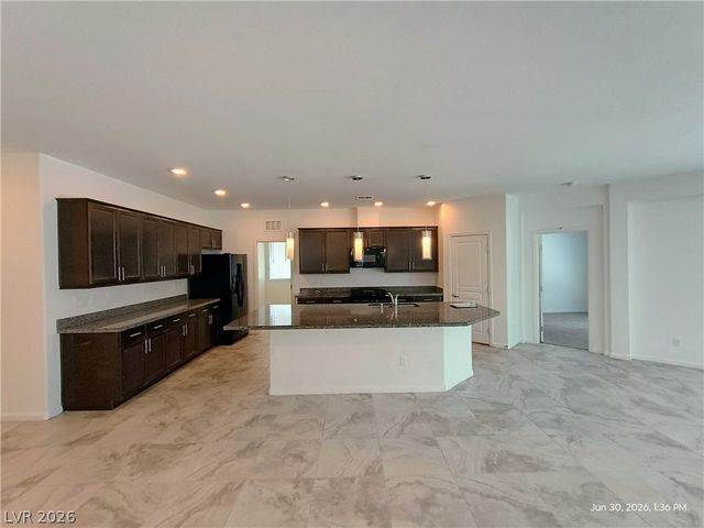8139 Shale Canyon Street, Las Vegas, NV 89139