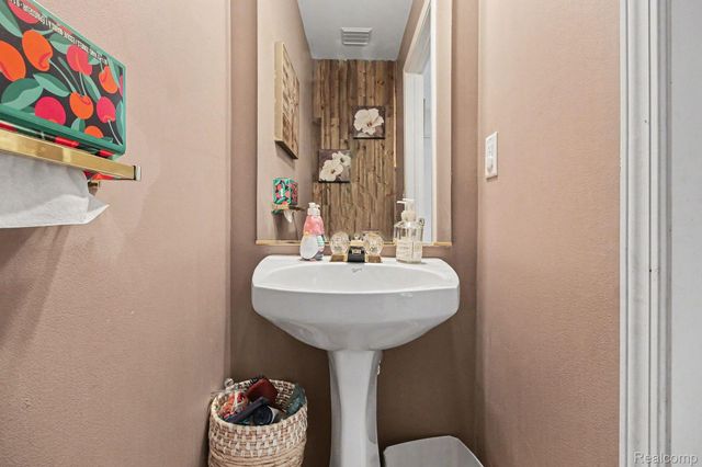 3540 Empire State Drive, Canton Charter Township, MI 48188