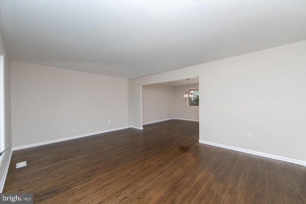 124 GREENVALE RD, CHERRY HILL, NJ 08034 — photo 4