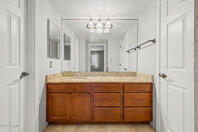 8500 E INDIAN SCHOOL Road 118, Scottsdale, AZ 85251