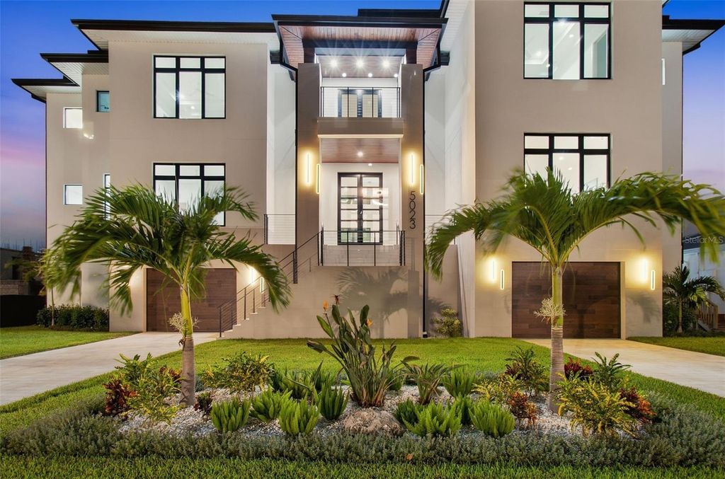 Image 1 of property listing at 5023 W LEONA STREET, Tampa, FL 33629