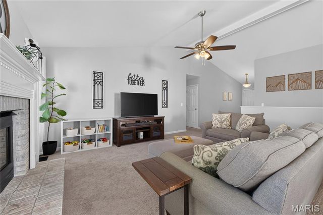 3673 Eagles Hill Ridge, St Charles, MO 63303