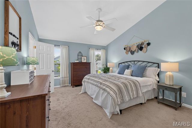 3673 Eagles Hill Ridge, St Charles, MO 63303