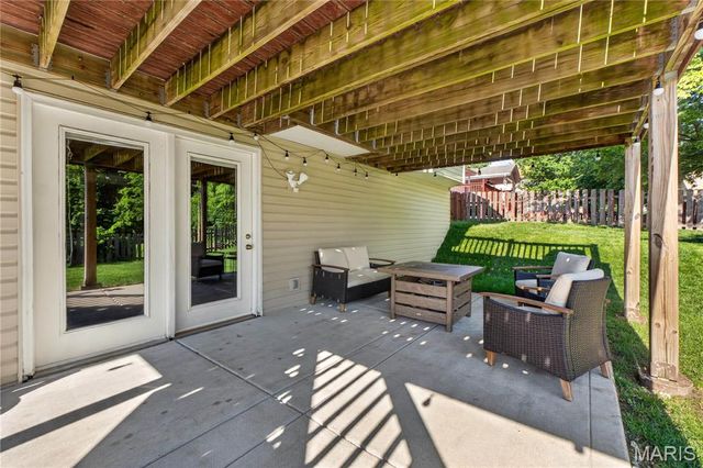 3673 Eagles Hill Ridge, St Charles, MO 63303