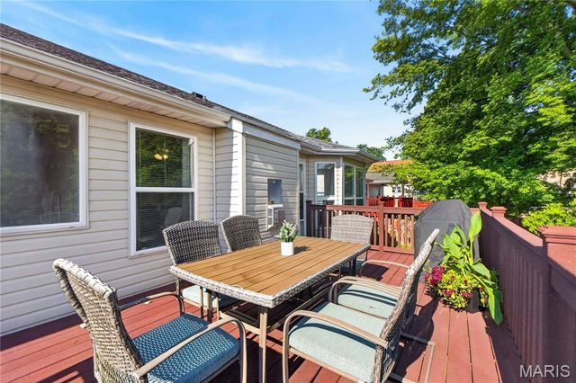 3673 Eagles Hill Ridge, St Charles, MO 63303