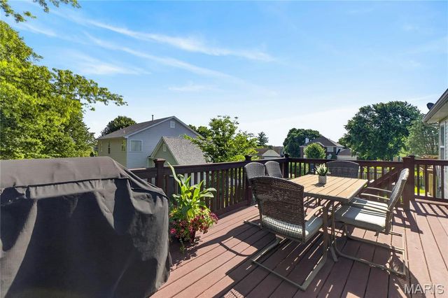 3673 Eagles Hill Ridge, St Charles, MO 63303