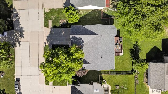 3673 Eagles Hill Ridge, St Charles, MO 63303