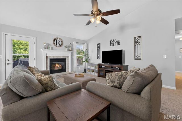 3673 Eagles Hill Ridge, St Charles, MO 63303