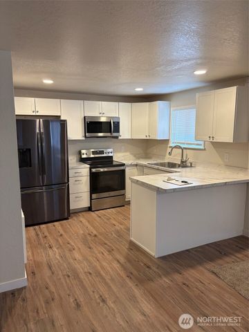 210 Seattle Avenue, Shelton, WA 98584