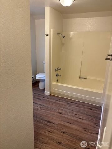 210 Seattle Avenue, Shelton, WA 98584