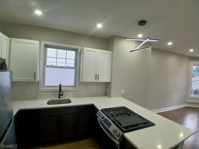 590 Hunterdon St, Newark City, NJ 07108