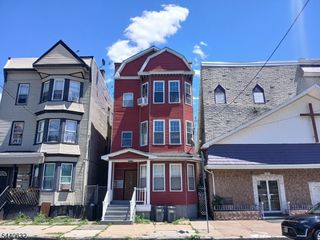 590 Hunterdon St, Newark City, NJ 07108