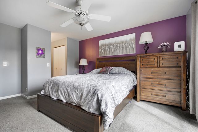 815 Leicester Road 114A, Elk Grove Village, IL 60007