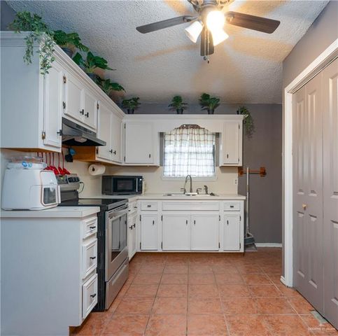 5910 Queen Sago Drive, Harlingen, TX 78550