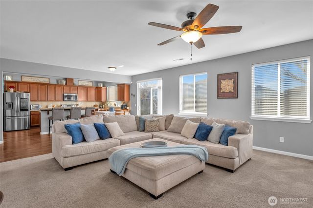 15251 Kayla Street SE, Yelm, WA 98597