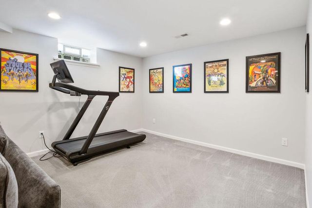 N63W29784 Woodfield COURT, Hartland, WI 53029