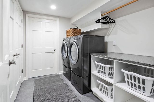 N63W29784 Woodfield COURT, Hartland, WI 53029