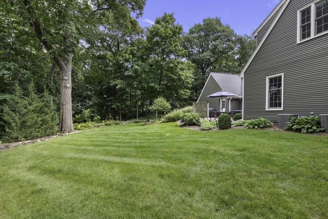 N63W29784 Woodfield COURT, Hartland, WI 53029