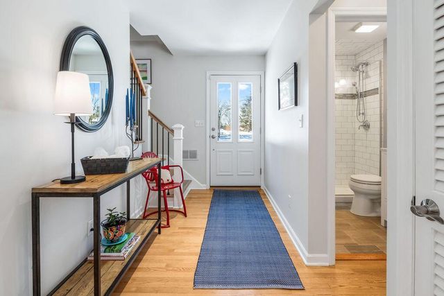 N63W29784 Woodfield COURT, Hartland, WI 53029