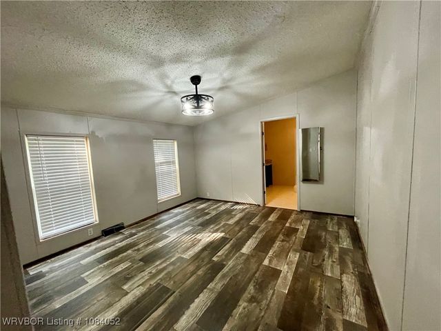 1114 Dogwood Street, Muldrow, OK 74948