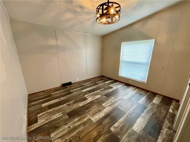 1114 Dogwood Street, Muldrow, OK 74948