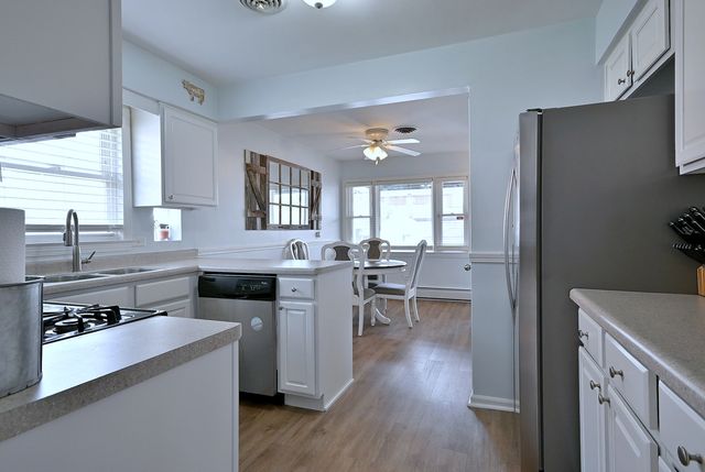 8107 W Irving Park Road, Chicago, IL 60634