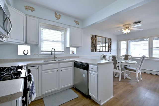8107 W Irving Park Road, Chicago, IL 60634