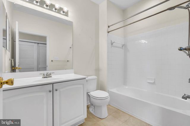 9 RIVER LN, Delanco, NJ 08075
