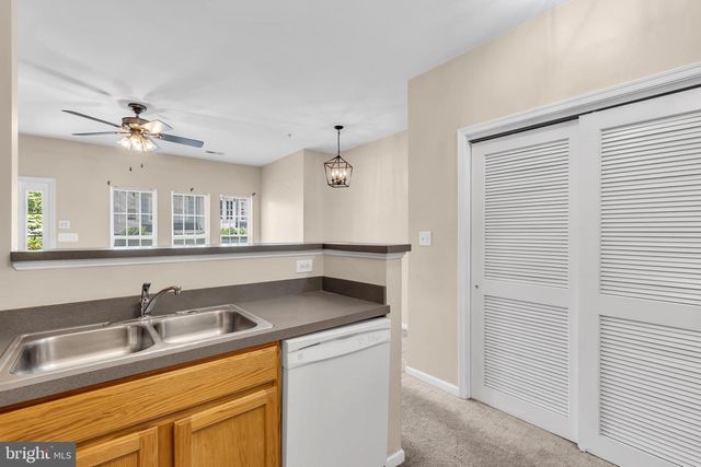 9 RIVER LN, Delanco, NJ 08075