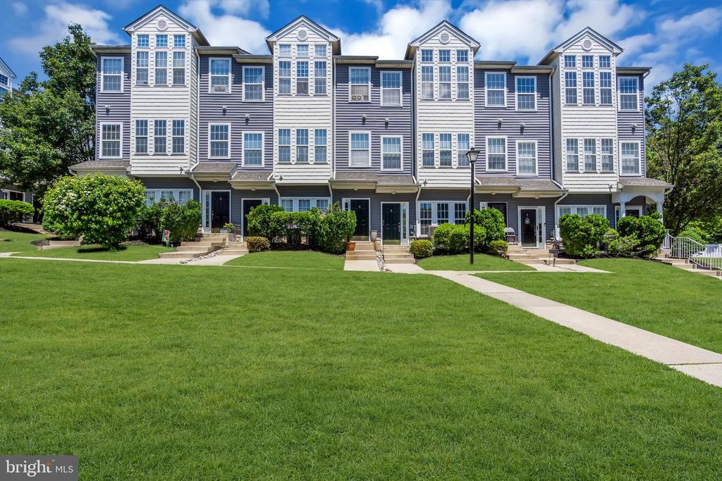 9 RIVER LN, Delanco, NJ 08075