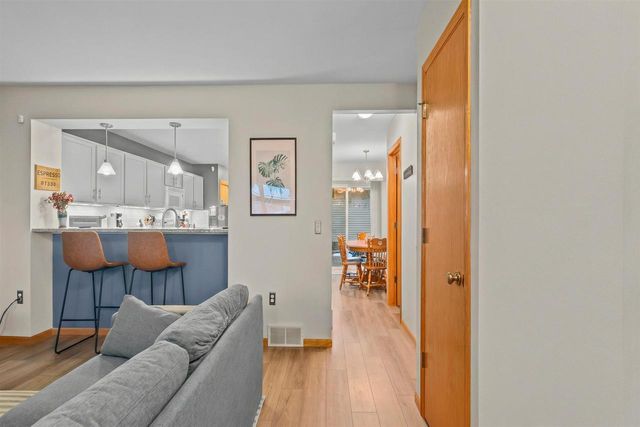 1482 Wild Iris Street, Sun Prairie, WI 53590