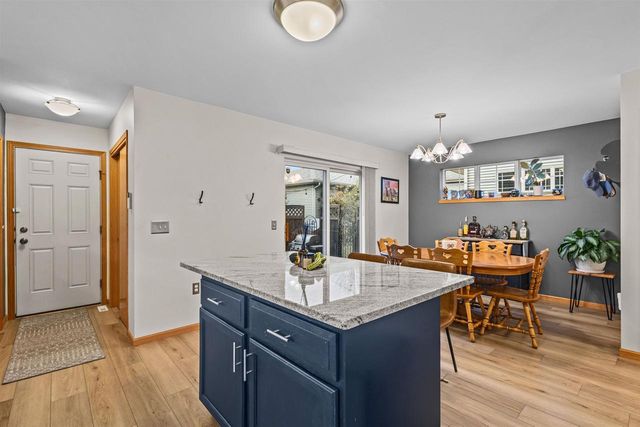 1482 Wild Iris Street, Sun Prairie, WI 53590