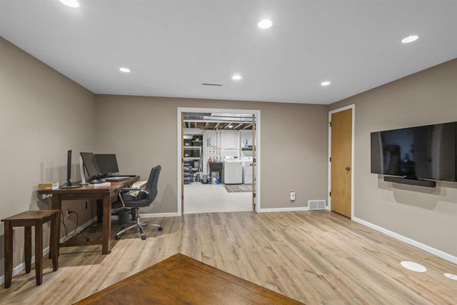 1482 Wild Iris Street, Sun Prairie, WI 53590