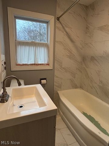 1606 Fairfax Road, Akron, OH 44313