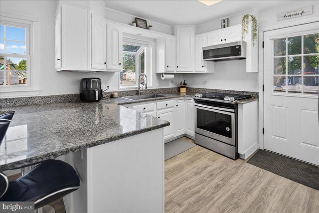 52 BAKUN WAY, Trenton, NJ 08638