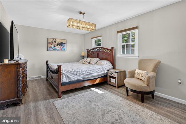 52 BAKUN WAY, Trenton, NJ 08638