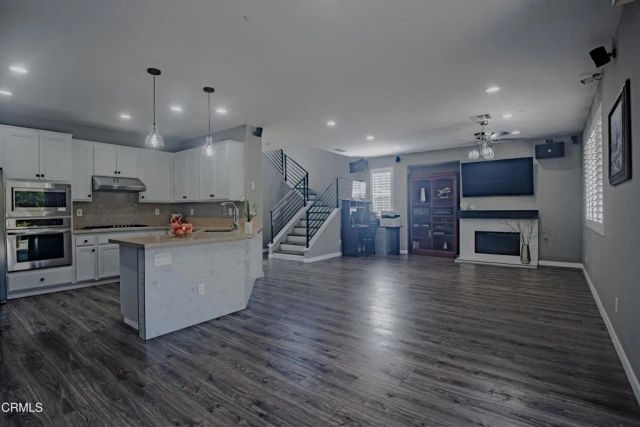 372 Infinidad Street, Oxnard, CA 93030