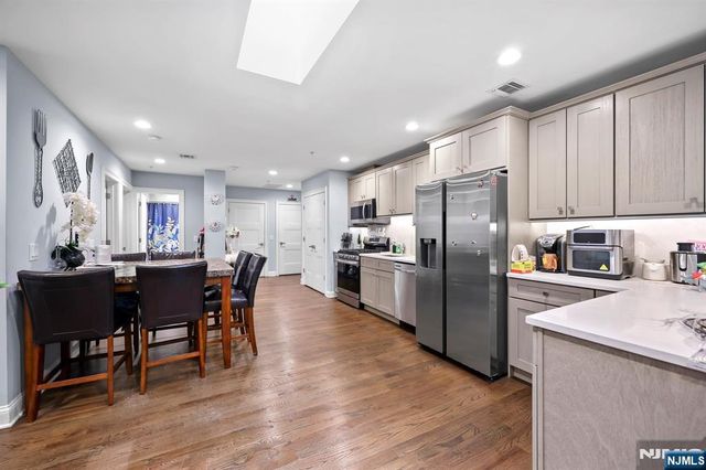 19 Franklin Street, Bloomfield, NJ 07003