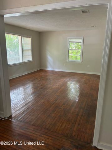 756 Kensington Place, Jackson, MS 39206
