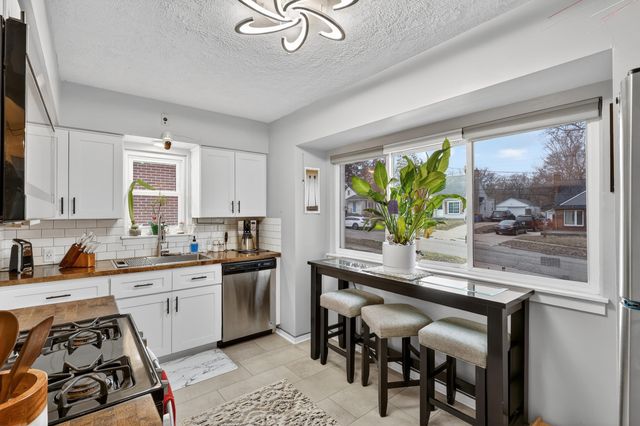 1413 Hazen Street SE, Grand Rapids, MI 49507