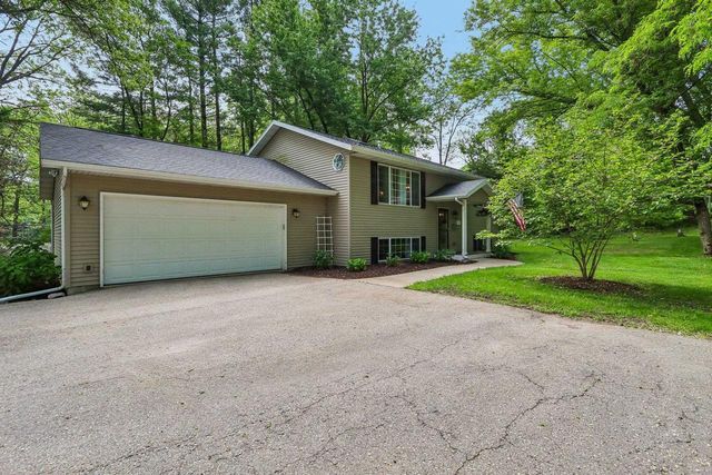 N4375 Poplar Avenue, Cambridge, WI 53523