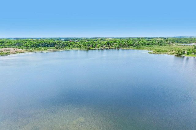N4375 Poplar Avenue, Cambridge, WI 53523