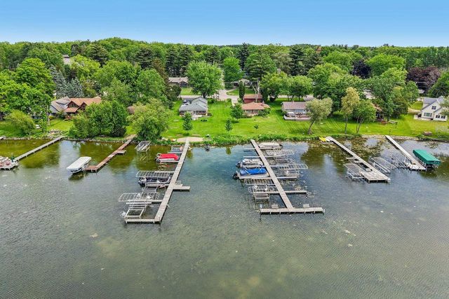 N4375 Poplar Avenue, Cambridge, WI 53523