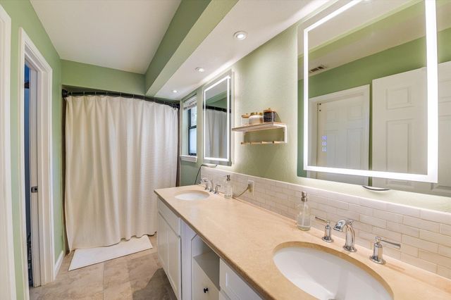 8200 Neely DR 154, Austin, TX 78759
