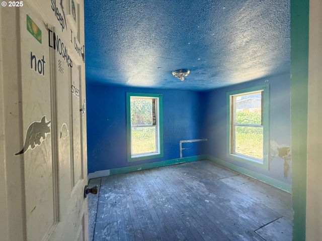 106 IOWA St, Eugene, OR 97402
