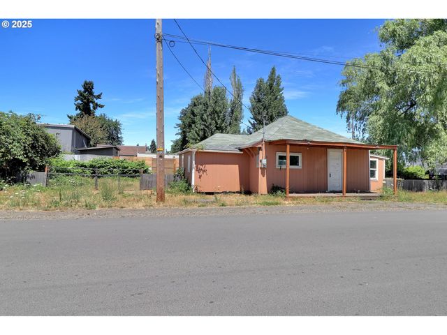 106 IOWA St, Eugene, OR 97402
