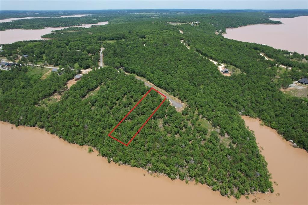 153 Patriot Pointe, Eufaula, OK 74432