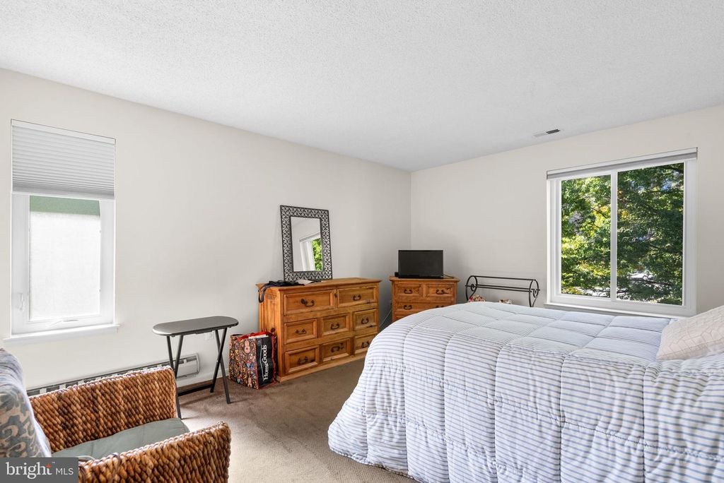 15310 PINE ORCHARD DR #84-3K, Silver Spring, MD 20906